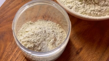 Homemade sharbat premix made with fennel seeds, mishri, and cardamom